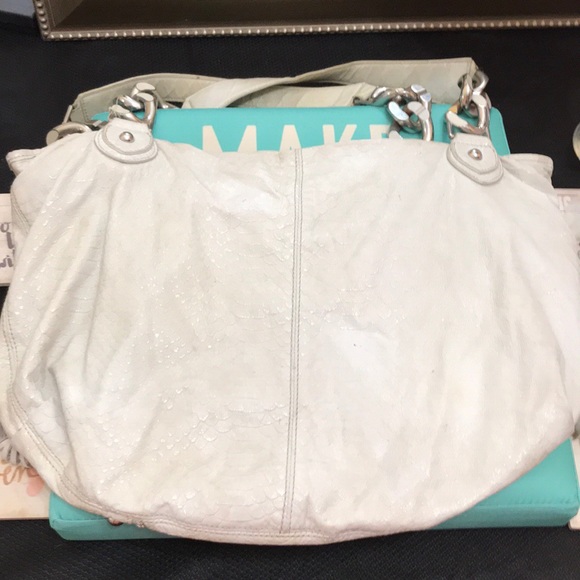 Purse - Picture 3 of 5